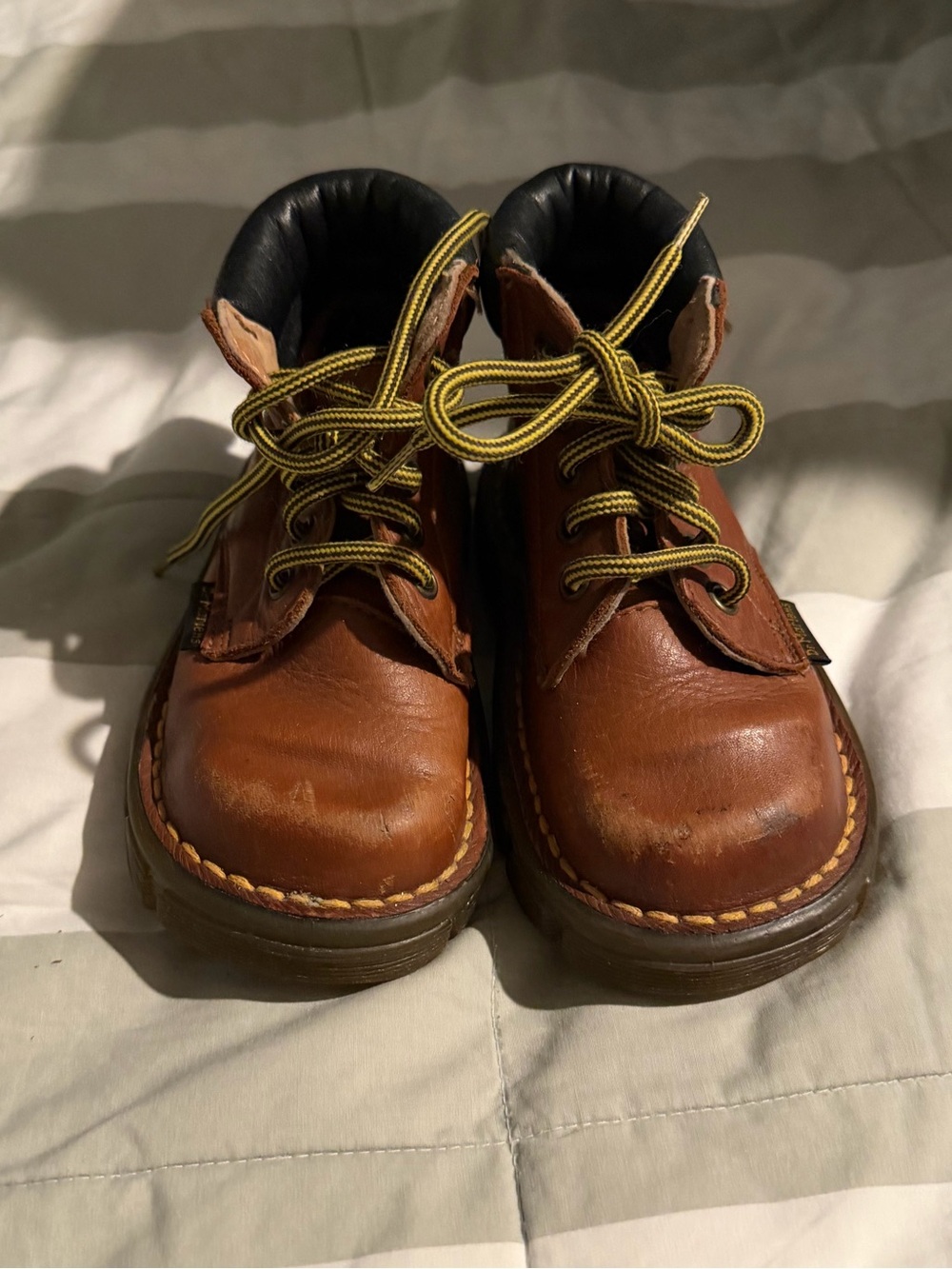 Kids Vintage Doc Martens Brown Leather Lace-Up Boots - Classic Casual